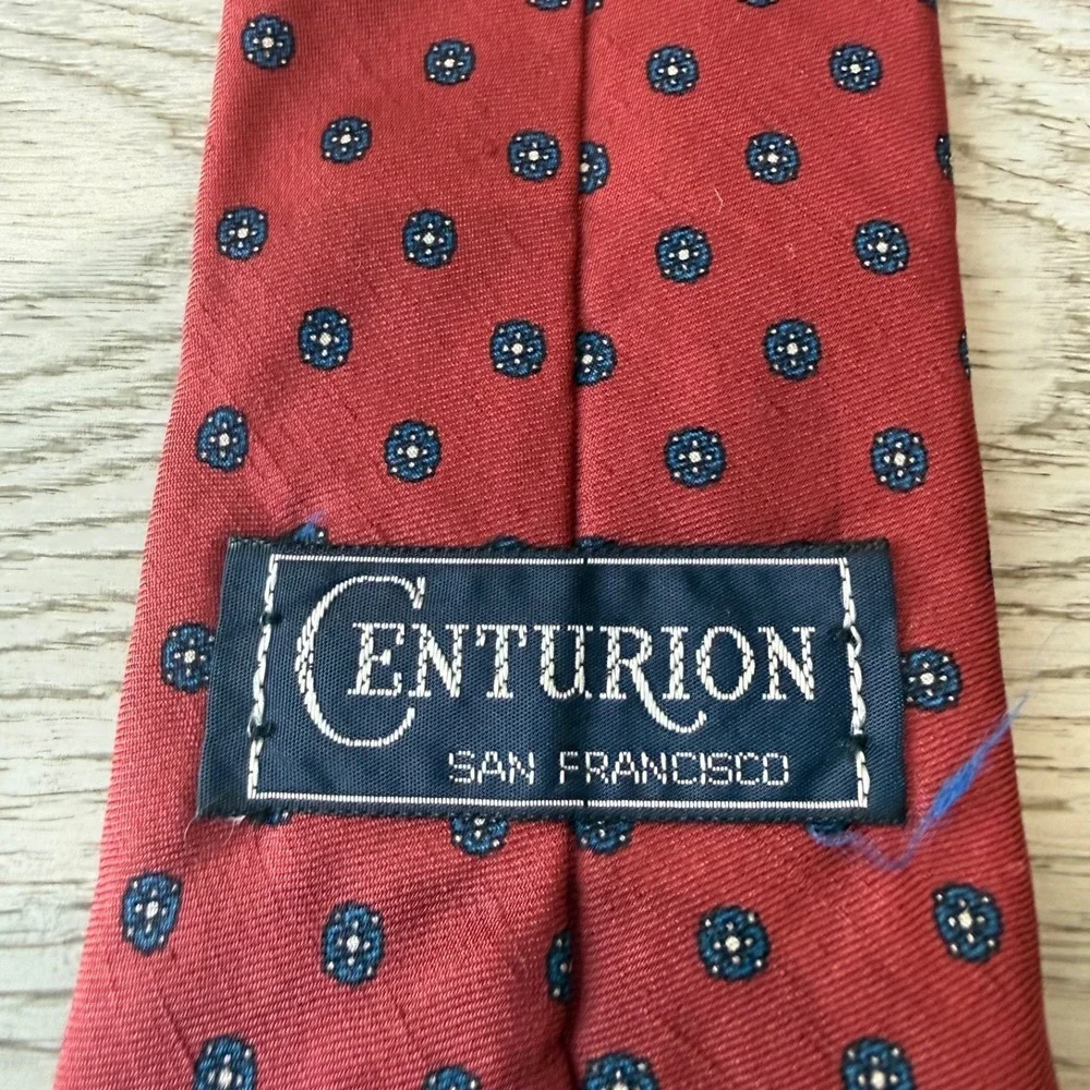 Vintage Centurion San Francisco Silk Tie Repeat Pattern 1960s 70's | 3.25